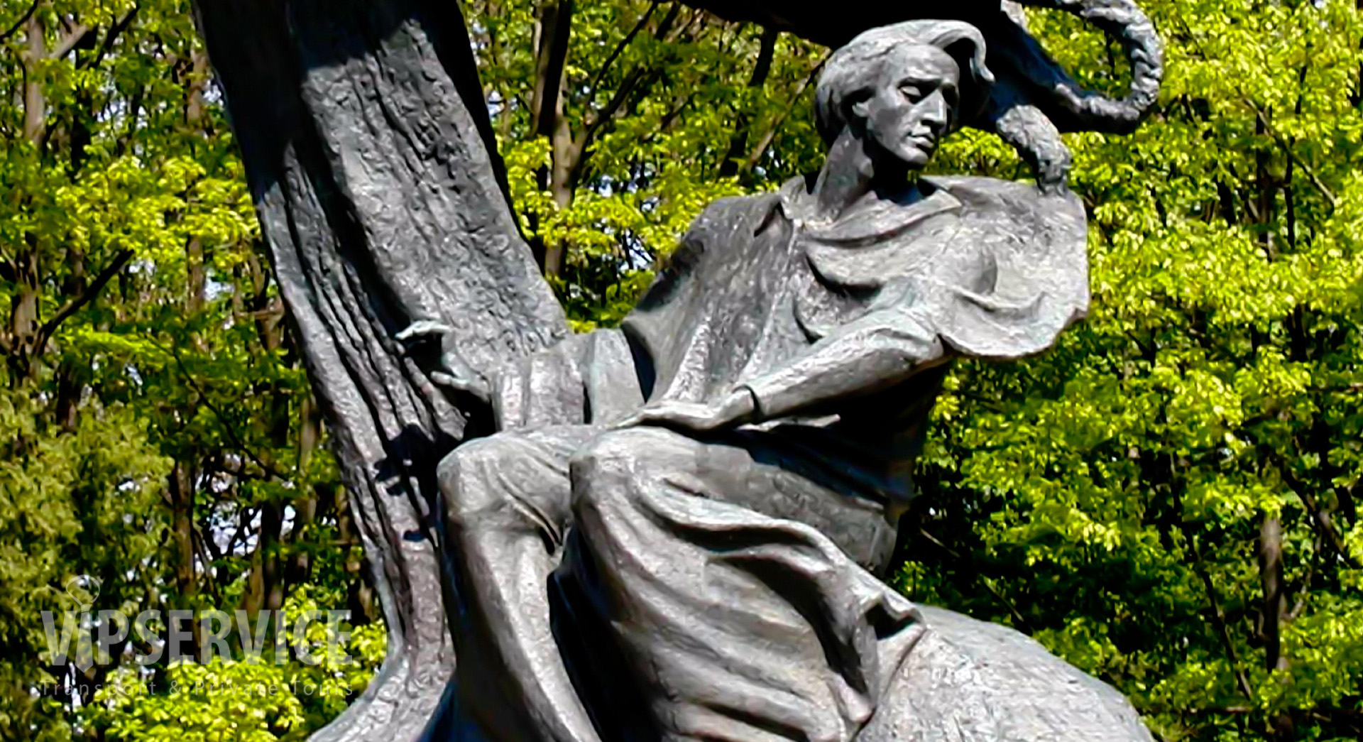 Warsaw, monument of Fredric Chopin / Warszawa, pomnik Fryderyka Chopina